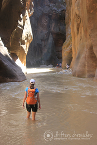 Hiking in Zion National Park "The Narrows"